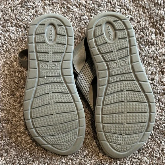 Crocs Sandals W9 - Picture 7 of 7